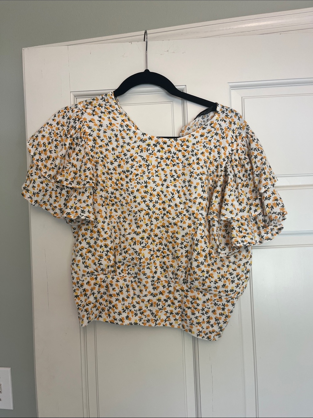 Forever 21 White Blouse with Yellow Floral Print and Ruffle Sleeves